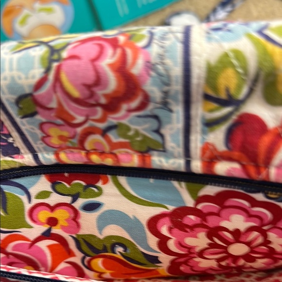 Vera Bradley Botanical Mini Hipster NWT - Picture 8 of 13